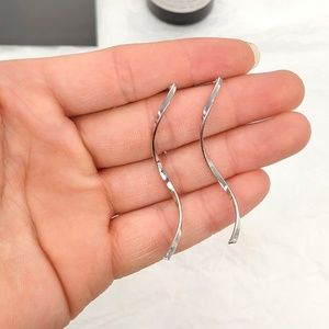 3/$30 Curve Earrings